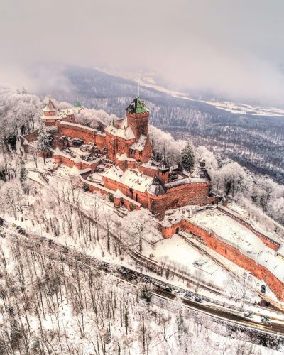 winter-view-of-the-chateau-du-hautkoenigsbourg-in-the-vosges-mountains-alsace-france